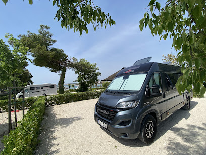 Wohnmobilvermietung Rosenheim | Camping, Entspannen und Entdecken | Malibu Premium Van 1 Wohnmobilvermietung Wohnmobilvermietung Rosenheim | Camping, Entspannen und Entdecken | Malibu Premium Van